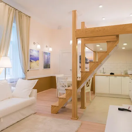 梦未顿塔林 公寓式酒店 4*