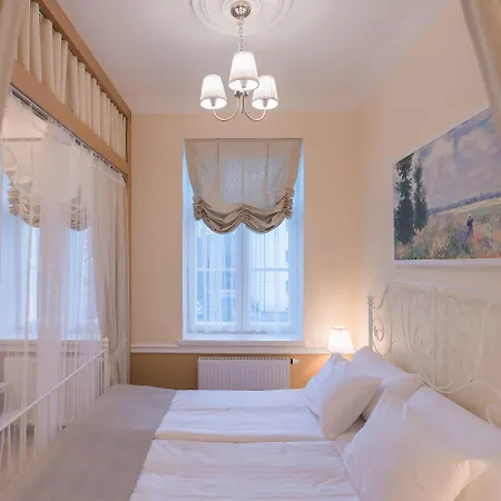 公寓式酒店 梦未顿塔林 4*