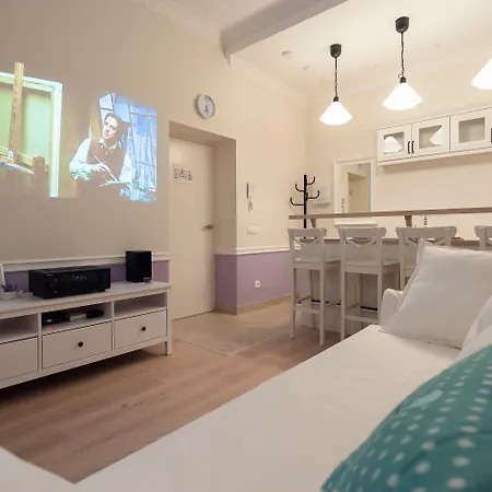 Hotel apartamentowy Revelton 4*