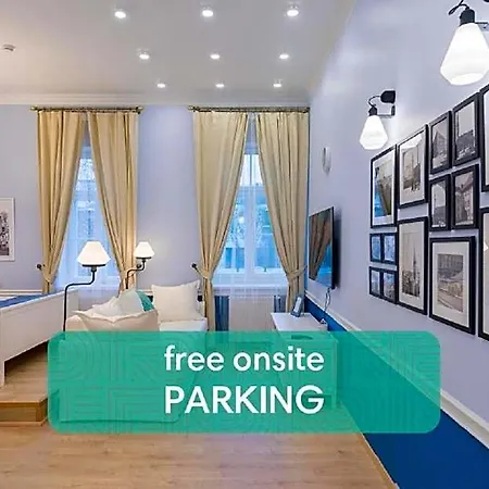 Revelton Apartmanhotel 4*
