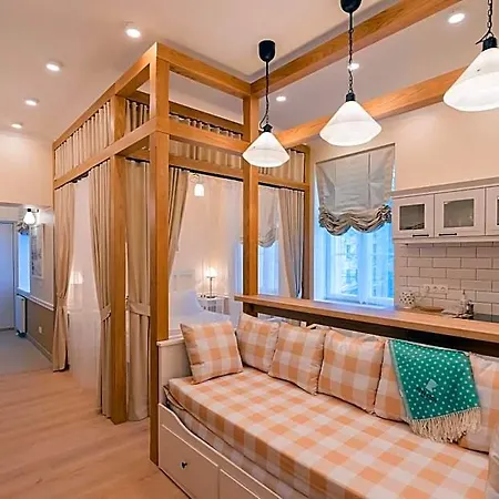 Revelton Apartmanhotel 4*