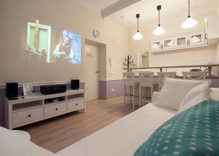 Apartmanhotel Revelton 4*