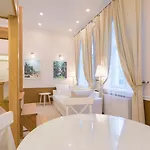Revelton 4*