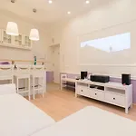 Revelton 4*
