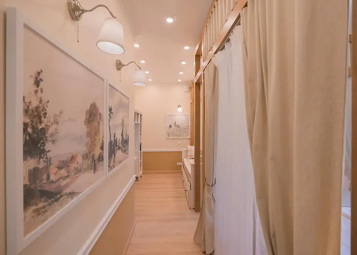 Apartmanhotel Revelton 4*